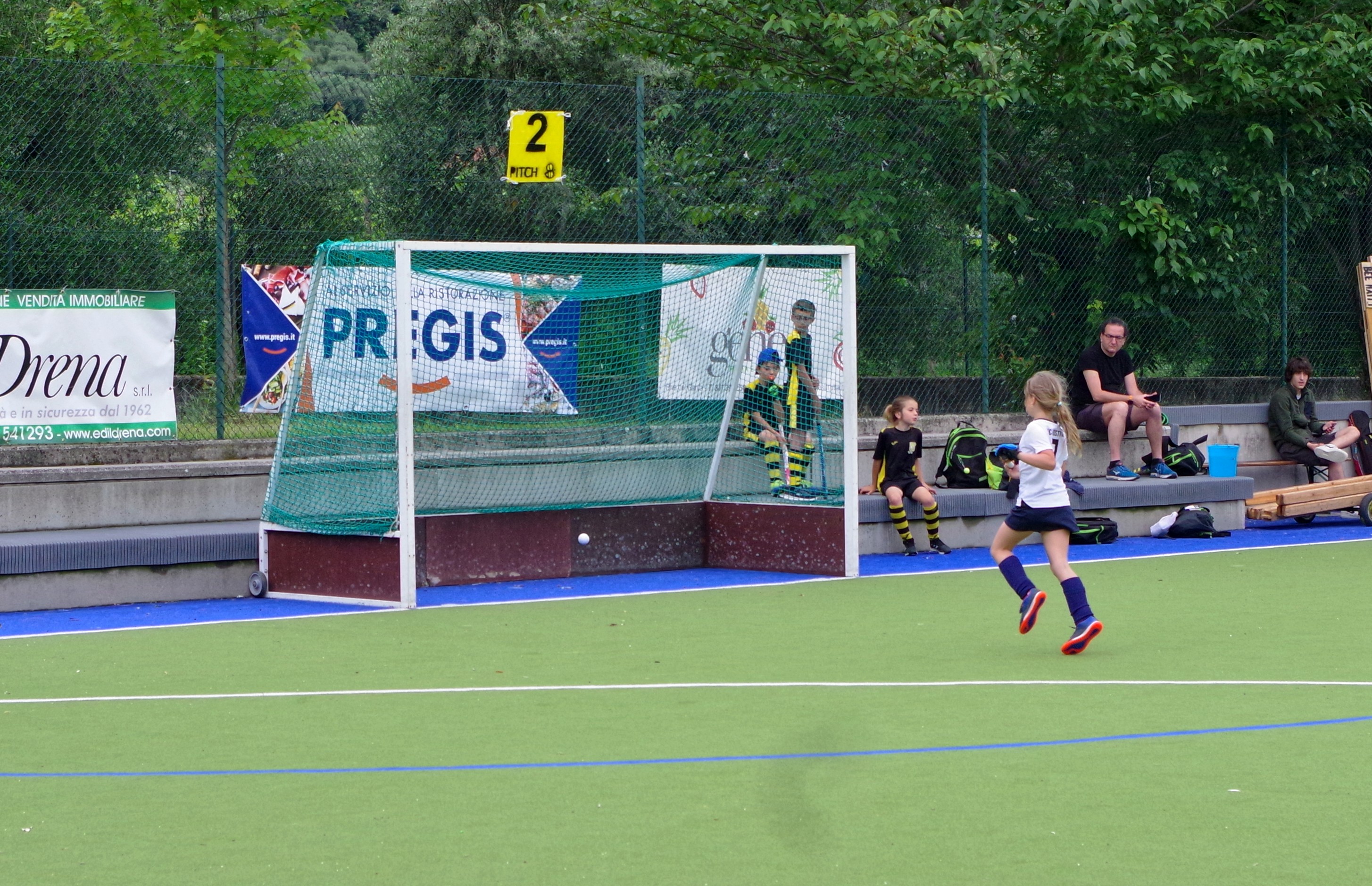 1-U10-zapas-HC-RIVA-2-04